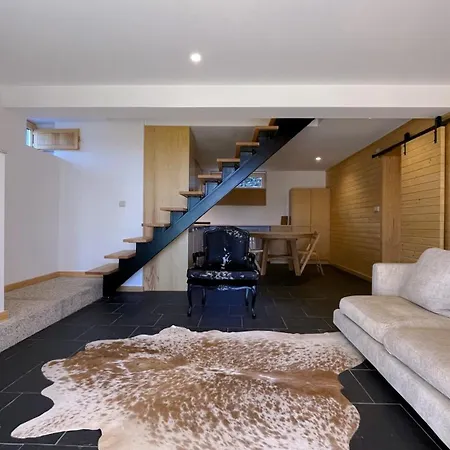 Entire At 1506m Fireplace Sleeps 16 בקתה Penhas da Saúde