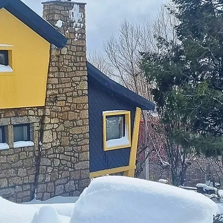 Entire At 1506m Fireplace Sleeps 16