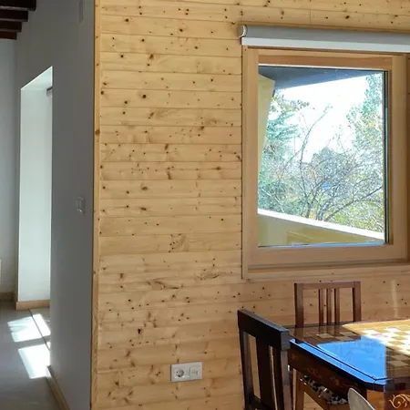 בקתה Entire At 1506m Fireplace Sleeps 16 Penhas da Saúde